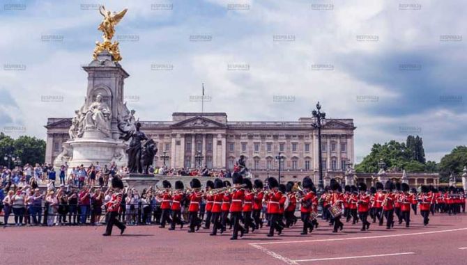 بلیط هواپیما مشهد به لندن